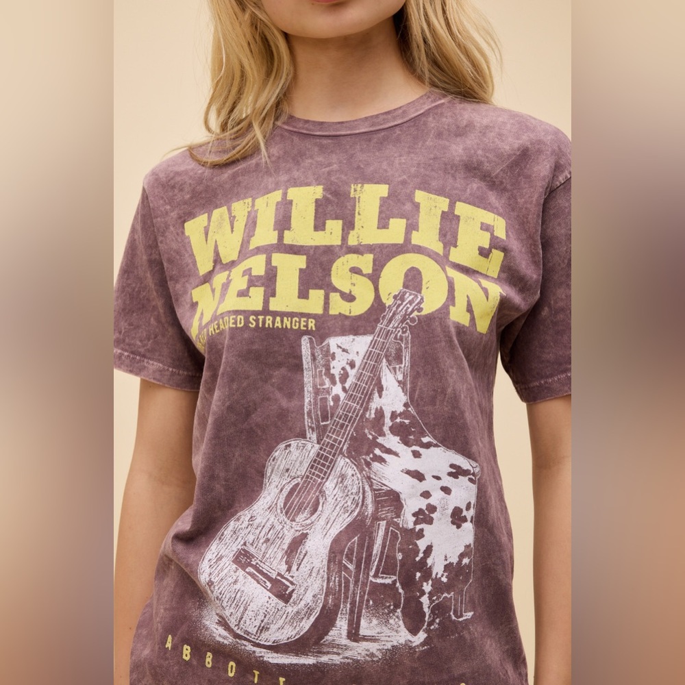 Daydreamer Willie Nelson Red Headed Stranger Weekend Tee